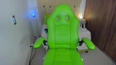 Snapshot of lisa_gerrard_ chatting on 28, 1, 2025 Lisa  online show from 28, 1, 2025