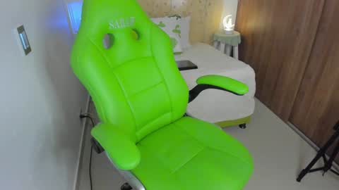 Snapshot of lisa_gerrard_ chatting on 29, 1, 2025 Lisa  online show from 29, 1, 2025