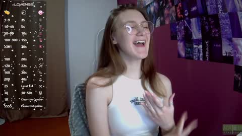 Snapshot of lisa_hua chatting on 13, 12, 2024 Lisa online show from 13, 12, 2024
