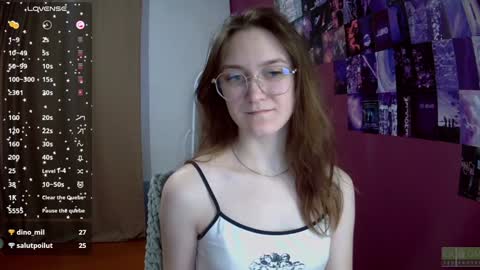 Snapshot of lisa_hua chatting on 12, 1, 2025 Lisa online show from 12, 1, 2025