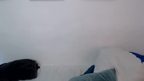 Snapshot of lisa_jenn chatting on 18, 12, 2024 Lisa online show from 18, 12, 2024