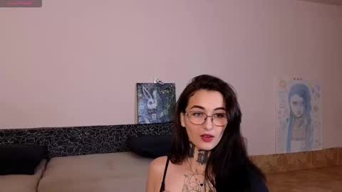 Snapshot of lisa_juicy chatting on 21, 10, 2025 Liza online show from 21, 10, 2025
