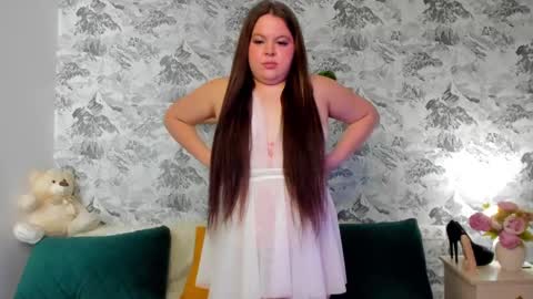 Snapshot of lisa_payne chatting on 12, 3, 2025 Lisa online show from 12, 3, 2025