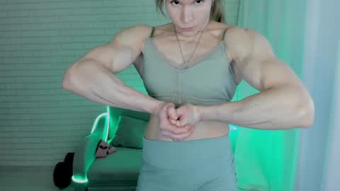 Snapshot of lisa_ree_ chatting on 24, 1, 2025 lisa online show from 24, 1, 2025