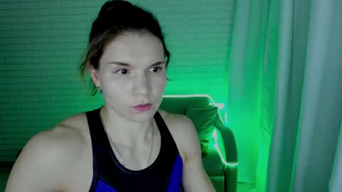 Snapshot of lisa_ree_ chatting on 2, 2, 2025 lisa online show from 2, 2, 2025