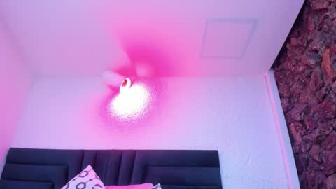 lisa white  online show from 17, 2, 2026