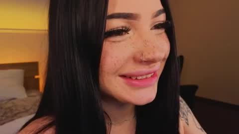 Snapshot of lisaaaliss chatting on 26, 4, 2026 lisaaaliss online show from 26, 4, 2026