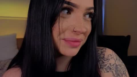 Snapshot of lisaaaliss chatting on 8, 5, 2026 lisaaaliss online show from 8, 5, 2026