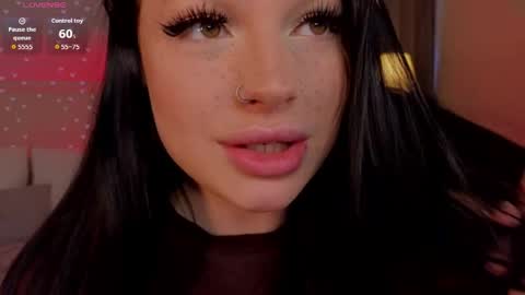 Snapshot of lisaaaliss chatting on 15, 5, 2026 lisaaaliss online show from 15, 5, 2026