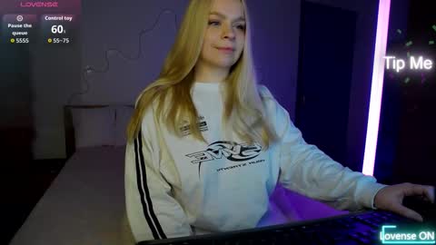 Snapshot of lisacandy1 chatting on 19, 1, 2026 Lisa online show from 19, 1, 2026