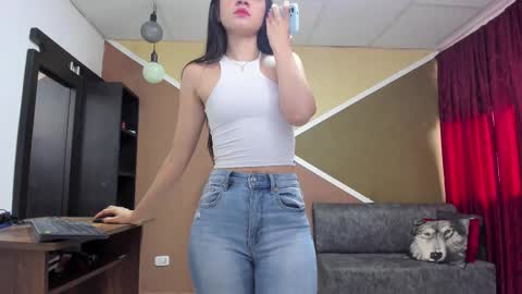 Snapshot of lisagray_1 chatting on 9, 10, 2025 Lisa Gray Independent Model online show from 9, 10, 2025