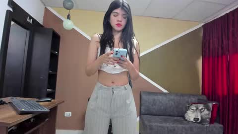 Snapshot of lisagray_1 chatting on 22, 10, 2025 Lisa Gray Independent Model online show from 22, 10, 2025
