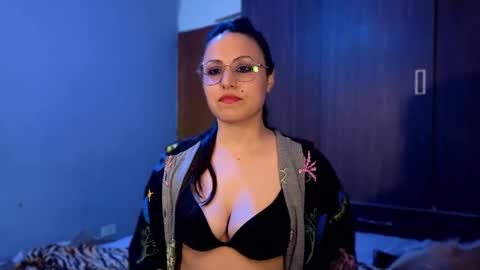 Snapshot of lisainthesky chatting on 25, 3, 2026 lisainthesky online show from 25, 3, 2026