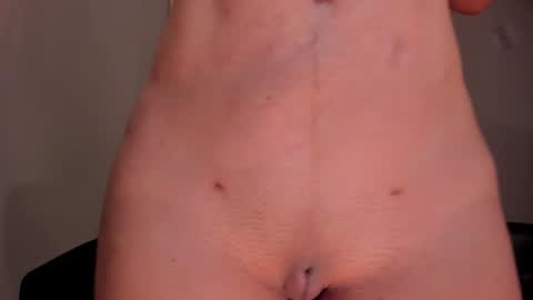 LISA MONROE online show from 2, 2, 2025