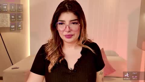 LISA MONROE online show from 28, 10, 2025