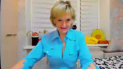 Snapshot of lisasimsx chatting on 23, 2, 2025 Lisasimsxs online show from 23, 2, 2025