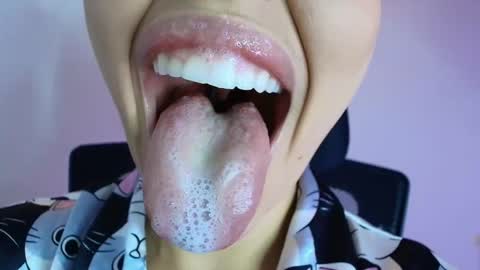 Lisbet online show from 3, 11, 2025