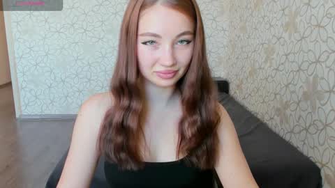 Snapshot of lissa_cristal_ chatting on 14, 10, 2025 lissa_cristal_ online show from 14, 10, 2025