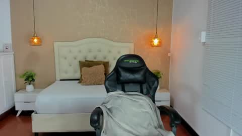Snapshot of lissa_jhonsoon chatting on 13, 6, 2026 L I S S A online show from 13, 6, 2026