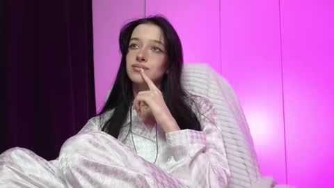 Snapshot of lissaelison chatting on 10, 10, 2025 lissaelison online show from 10, 10, 2025