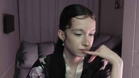 Snapshot of lissaelison chatting on 15, 4, 2026 lissaelison online show from 15, 4, 2026