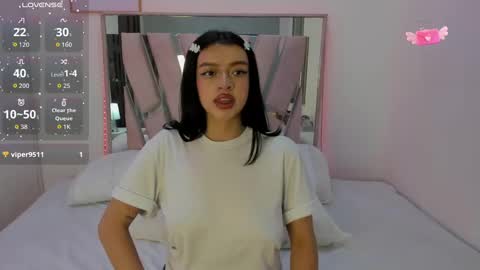 Snapshot of lissastone chatting on 9, 10, 2025 Lissa online show from 9, 10, 2025