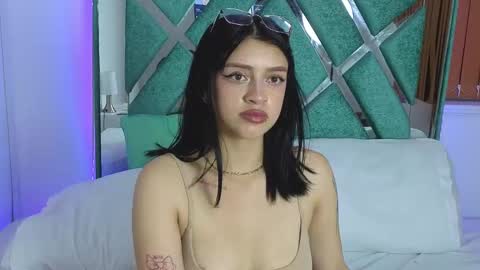 Snapshot of lissastone chatting on 6, 11, 2025 Lissa online show from 6, 11, 2025