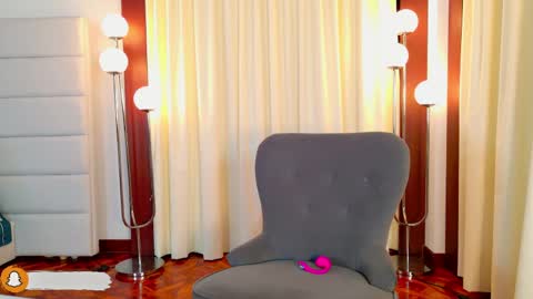 Lisseth Long  online show from 13, 5, 2026
