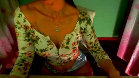 Snapshot of lisstaylor chatting on 30, 12, 2024 Liss online show from 30, 12, 2024