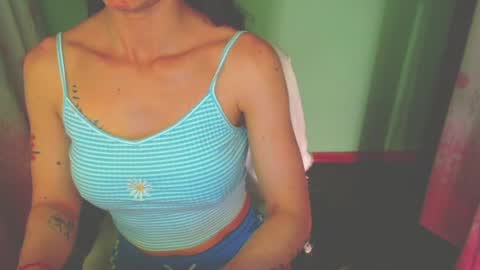 Snapshot of lisstaylor chatting on 20, 2, 2025 Liss online show from 20, 2, 2025