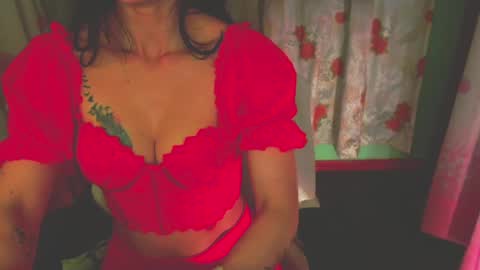 Snapshot of lisstaylor chatting on 24, 2, 2025 Liss online show from 24, 2, 2025