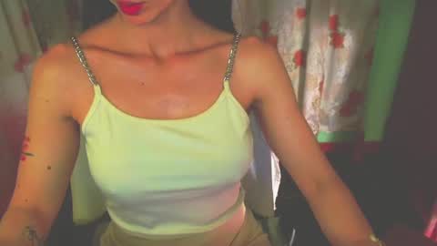Snapshot of lisstaylor chatting on 27, 2, 2025 Liss online show from 27, 2, 2025