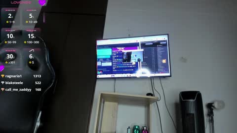 Snapshot of lissy_addams chatting on 12, 12, 2024 Lissy online show from 12, 12, 2024