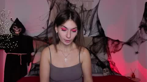 lit1le_mia online show from 28, 10, 2025