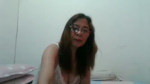 Snapshot of litamilf14 chatting on 5, 3, 2025 litamilf14 online show from 5, 3, 2025