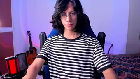 Snapshot of literateboy chatting on 8, 1, 2025 Literateboy online show from 8, 1, 2025