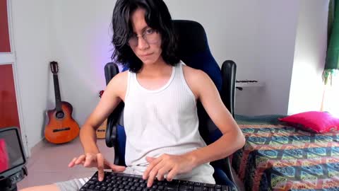 Snapshot of literateboy chatting on 19, 1, 2025 Literateboy online show from 19, 1, 2025