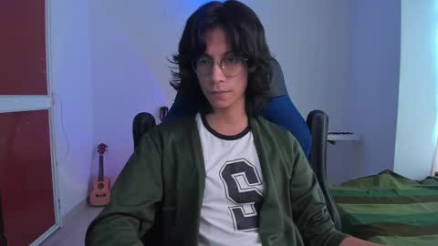 Snapshot of literateboy chatting on 12, 2, 2025 Literateboy online show from 12, 2, 2025