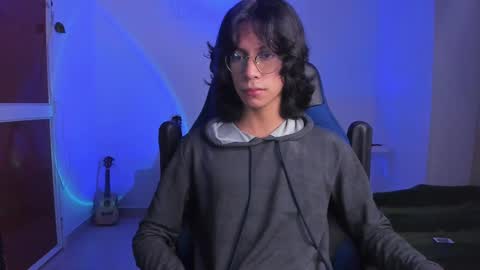 Snapshot of literateboy chatting on 13, 2, 2025 Literateboy online show from 13, 2, 2025