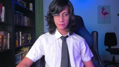 Snapshot of literateboy chatting on 10, 9, 2025 Literateboy online show from 10, 9, 2025