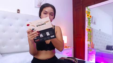 Snapshot of litleslut_ chatting on 28, 2, 2025 litleslut_ online show from 28, 2, 2025