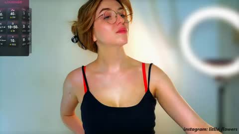 Snapshot of litlle_flowers chatting on 13, 4, 2026 Lana online show from 13, 4, 2026