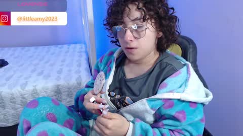  AMY  online show from 22, 1, 2025