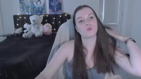 Snapshot of little__flowers chatting on 23, 9, 2025 little__flowers online show from 23, 9, 2025