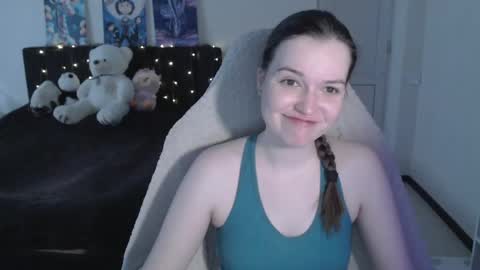 little__flowers online show from 9, 4, 2026