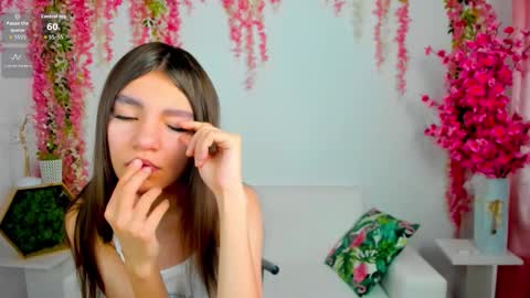 Snapshot of little__lunaa chatting on 8, 2, 2026 online show from 8, 2, 2026