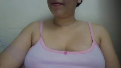 Snapshot of little_anef chatting on 12, 12, 2024 little_anef online show from 12, 12, 2024
