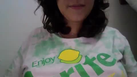 Snapshot of little_anef chatting on 23, 12, 2024 little_anef online show from 23, 12, 2024