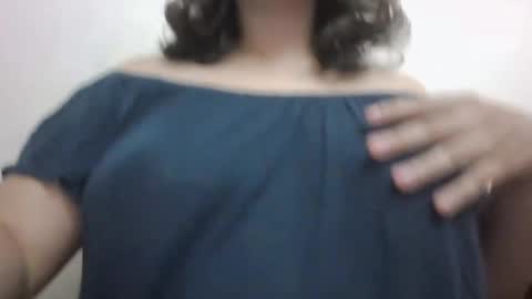 Snapshot of little_anef chatting on 5, 1, 2025 little_anef online show from 5, 1, 2025