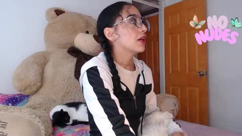 Snapshot of little_angelito2 chatting on 24, 2, 2026 TU ANGELITO online show from 24, 2, 2026